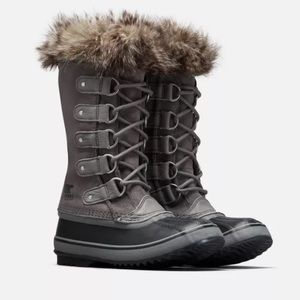 JOAN OF ARCTIC BOOTS